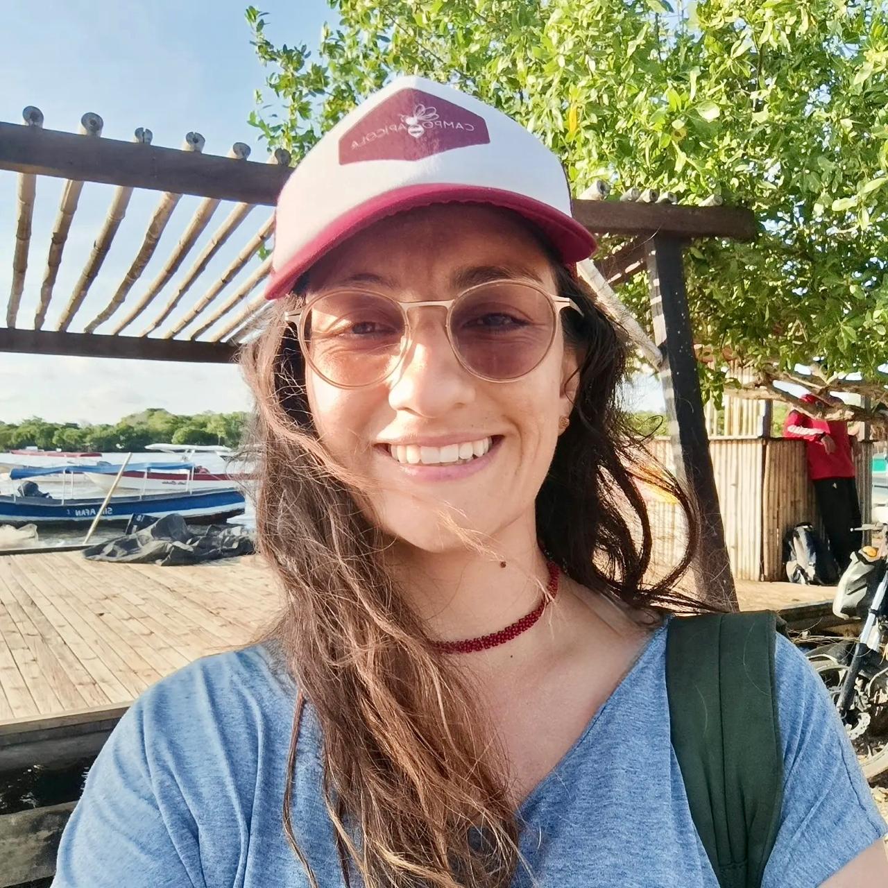 docente-artes-visuales-upn-Gloria-Stella-Saenz-Gutierrez